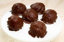 [1093] Carolina de Doce de leite  com Chocolate Preto c/ 5un (05 und)