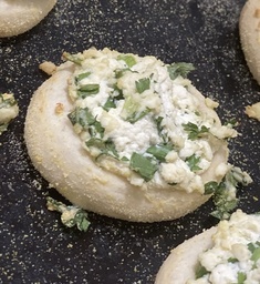 [1335] Esfirra de Ricota com Espinafre Congelada com 30 un